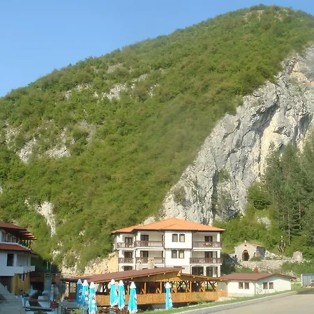 Отель Eco Complex Smilyan (Smolyan)